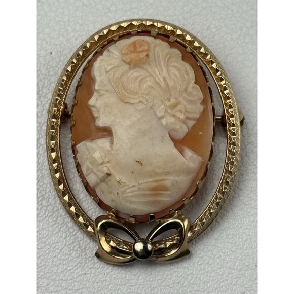Vintage DE GF Gold Filled Shell Cameo Left Facing Brooch Bow - Picture 3 of 6